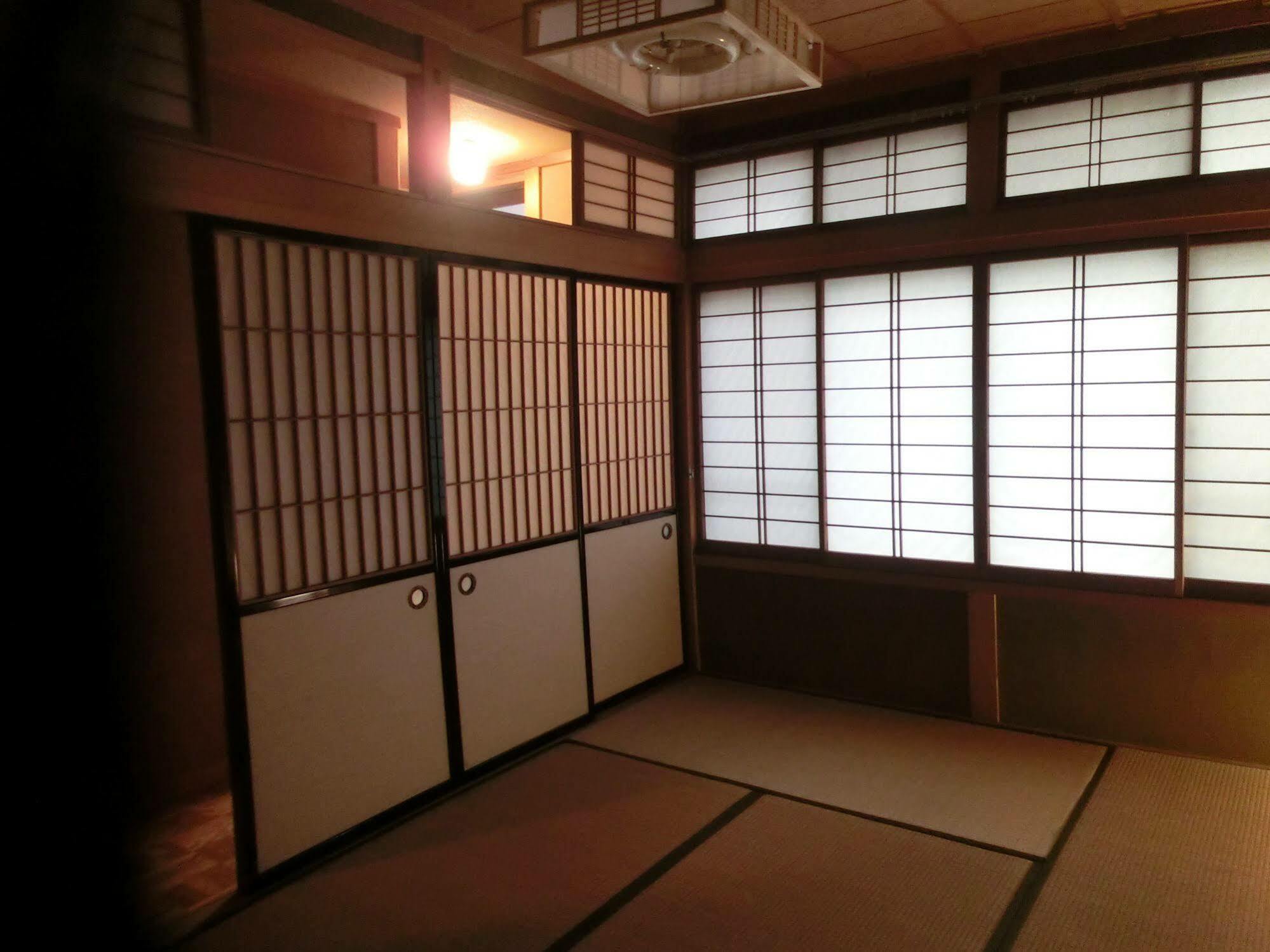Takayama Ninja House Hotel Eksteriør billede